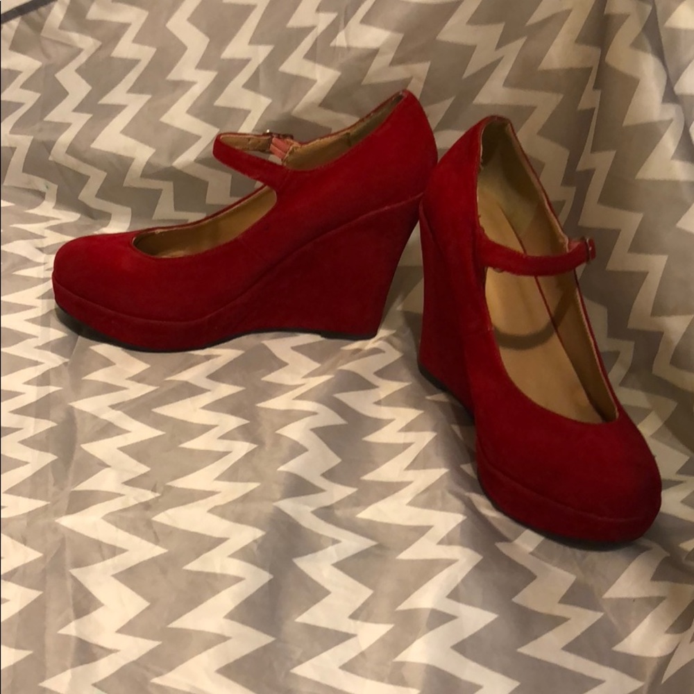 Red wedges - Picture 2 of 3